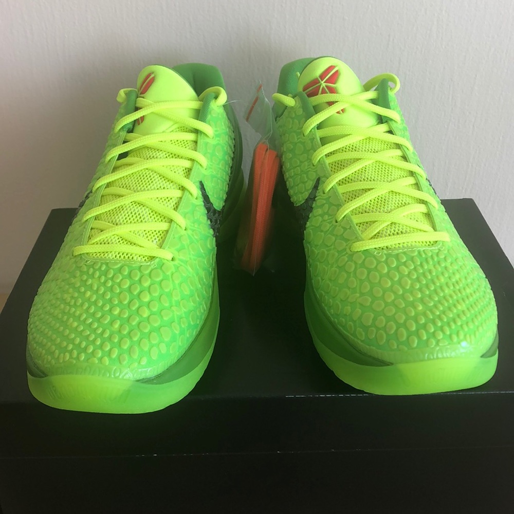 ‼️SOLD‼️NIKE KOBE VI PROTRO ‘GRINCH’ SNEAKERS - Picture 2 of 9